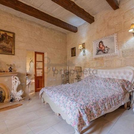 Vintage Farmhouse Qormi Eksteriør billede