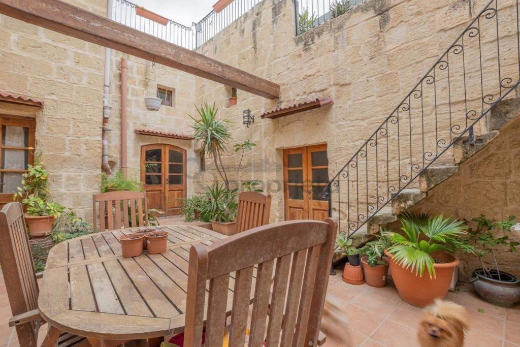 Vintage Farmhouse Qormi Eksteriør billede